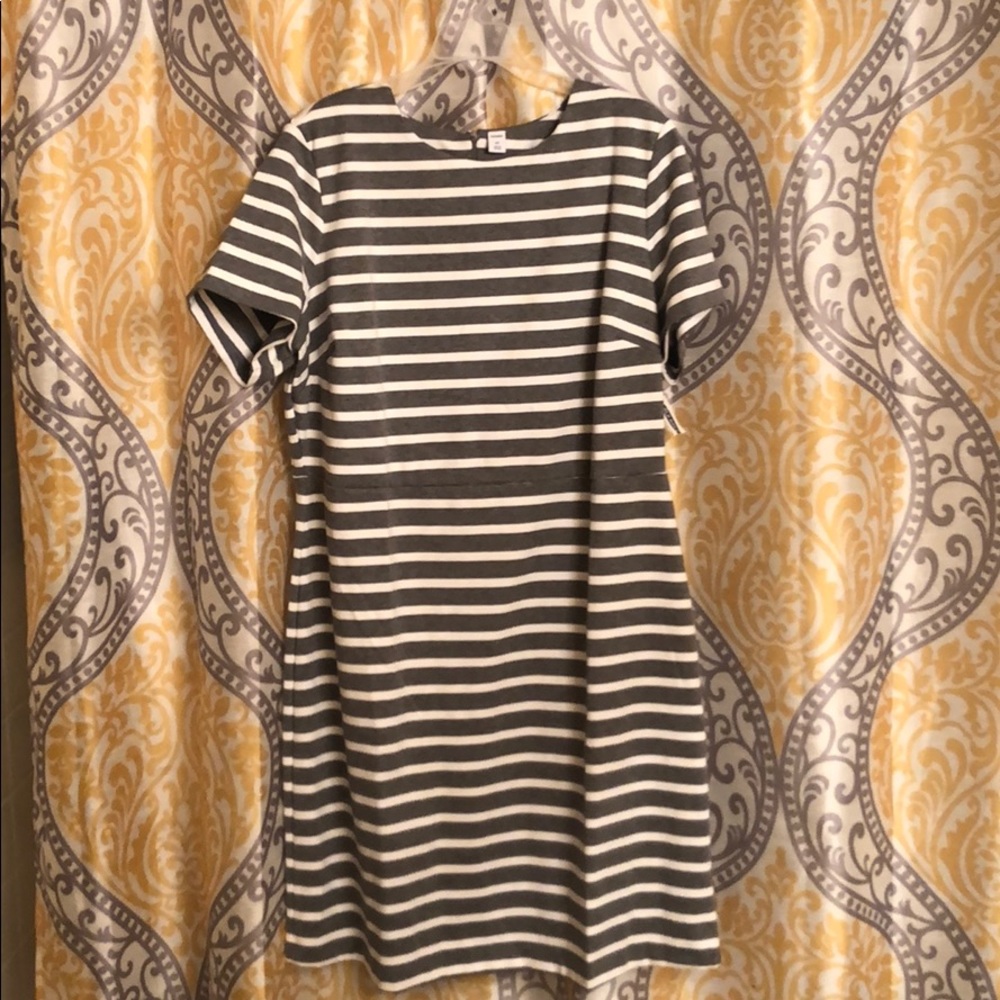 Old Navy Women’s XXL striped dress